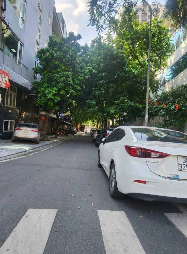 LÔ GÓC PHÂN LÔ LẠC LONG QUÂN, 94M2, MT 5.1M, VỈA HÈ, GẦN HỒ TÂY, 50 TỶ.