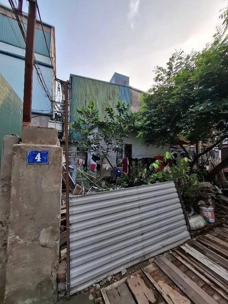 Bán đất nam dư 30M ngõ thẳng tắp 20M ô tô tránh hoàng mai