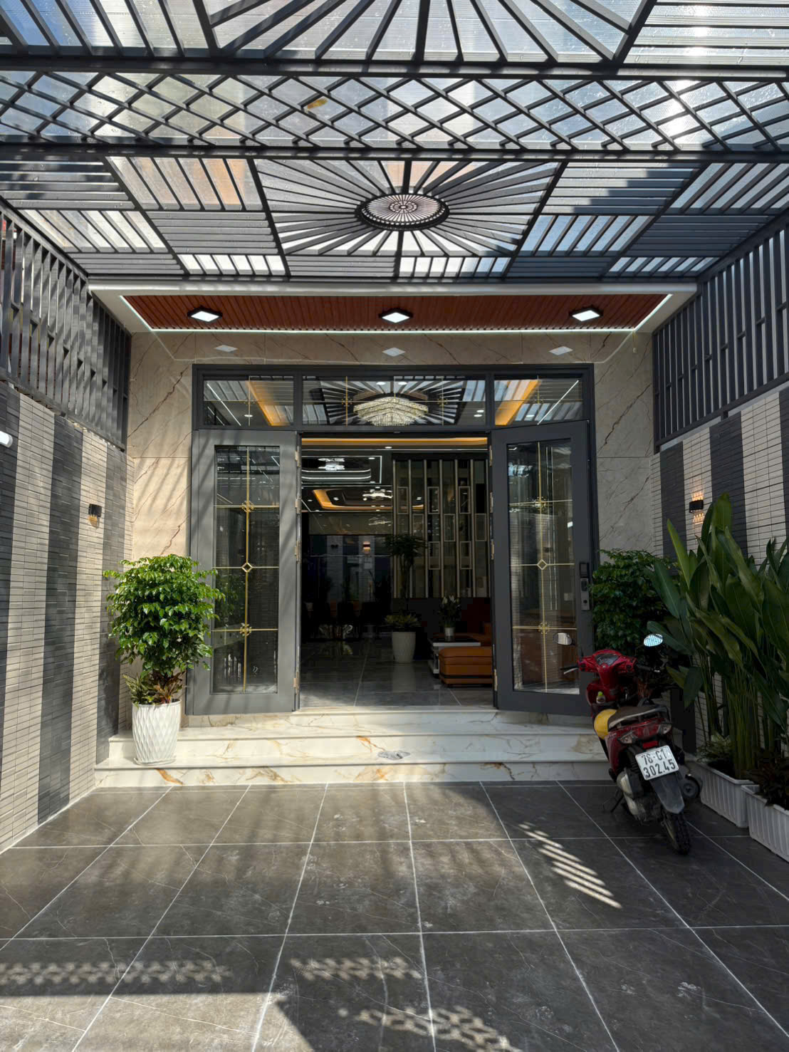 NHÀ MẶT TIỀN 12M ĐÔNG THẠNH – 1 TRỆT LỬNG 2 LẦU – GIÁ CHỈ 5.8 TỶ