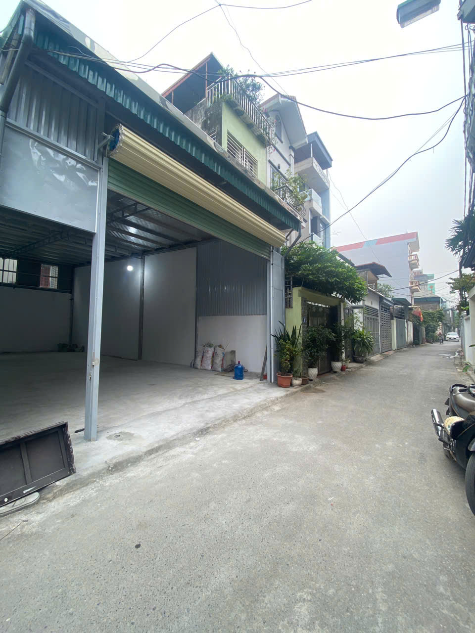 CHO THUÊ KHO LONG BIÊN 150M² – TRẦN CAO – XE TẢI VÀO TẬN NƠI