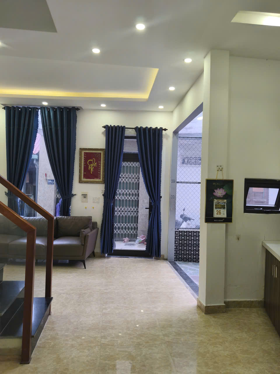 ♣ Sập Hầm, Hoàng Diệu, 50m2, 3 tầng thoáng, 3PN khép kín, sân thượng, ở ngay 3.xx tỷ