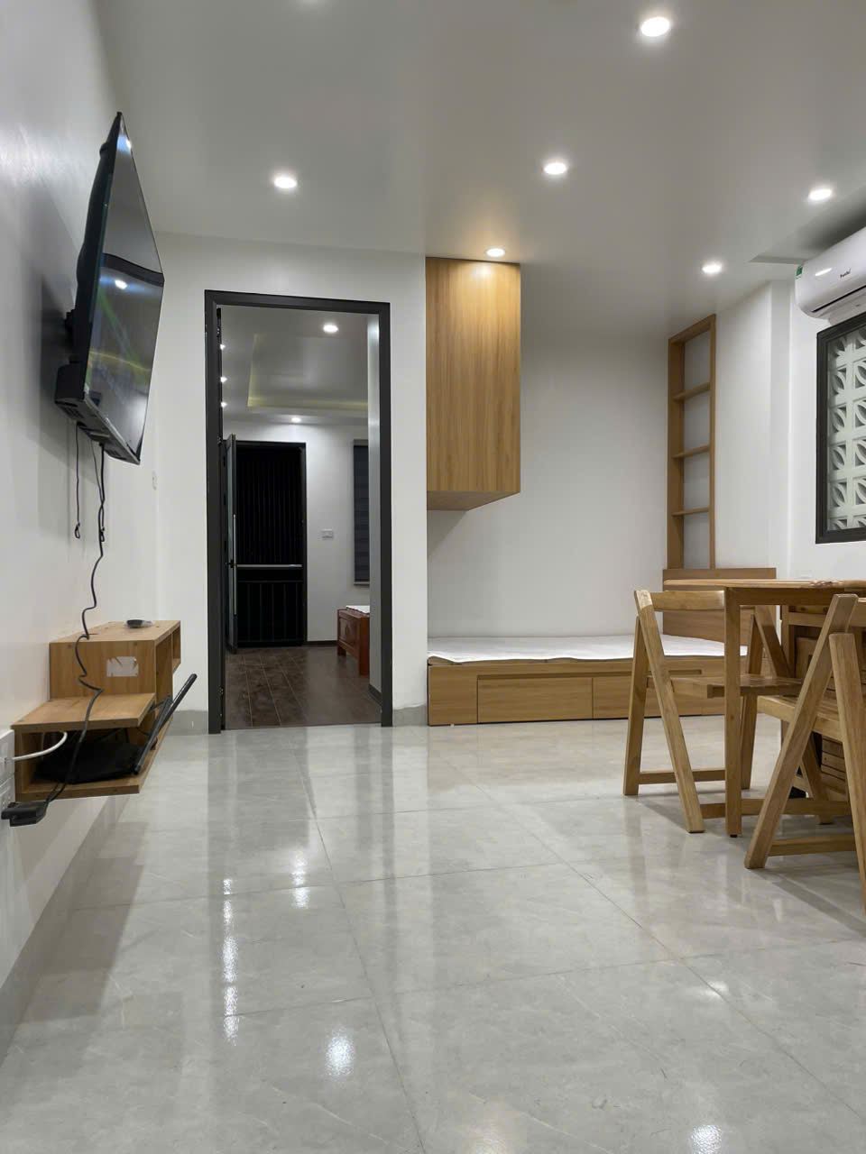 CHÍNH CHỦ CHO THUÊ CĂN HỘ 2 NGỦ CAO CẤP – 210B VÕ CHÍ CÔNG