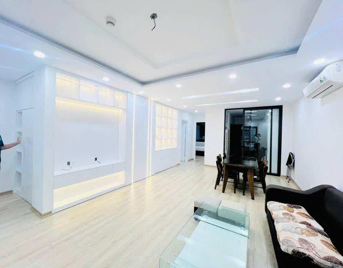 BÁN CĂN HỘ NGỌC KHÁNH PLAZA – 161M² GIÁ 11 TỶ – VIEW HỒ PHẠM HUY THÔNG – 3PN HIẾM