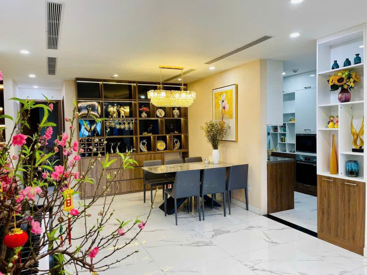 BÁN CĂN HỘ NGỌC KHÁNH PLAZA – 161M² 3PN HIẾM – GIÁ 11 TỶ – VIEW HỒ PHẠM HUY THÔNG