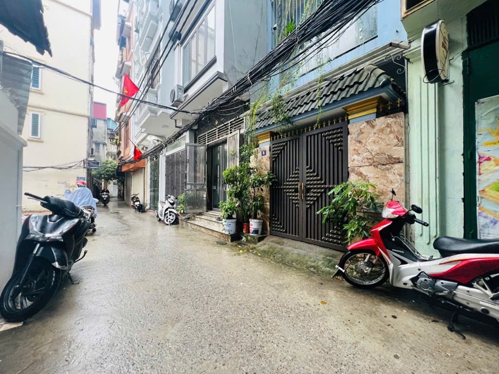 Nhỉnh 7,45 tỷ - Nhà phố Thanh Nhàn 5 tầng, MT rộng rãi - Cách MP 50m, ngõ xe ba gác tránh, cạnh CV, hồ ĐH, chợ, trường học, BV,... an sinh cực đỉnh.