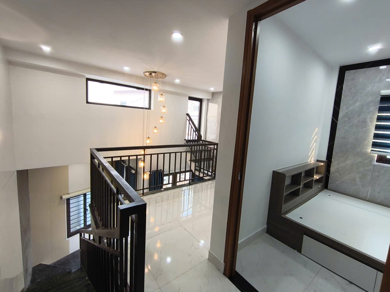 ♣ Góc 3 mặt k Trưng Nữ Vương, Sân Siêu Rộng, ~50m2, 2 tầng mới, 3PN, Full Nội Thất, 3.9x tỷ