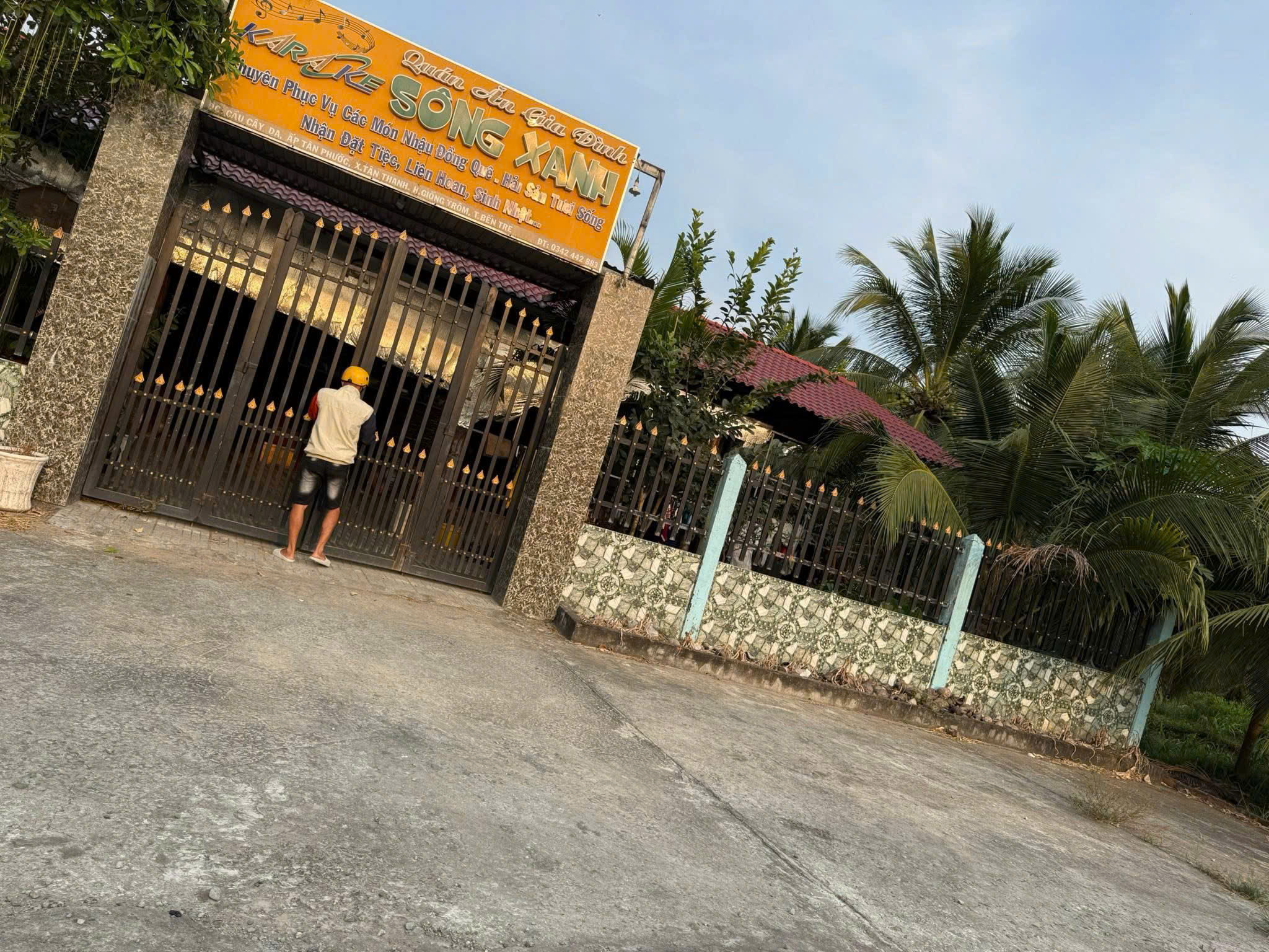 CHÍNH CHỦ CẦN BÁN NHÀ CÓ VỊ TRÍ ĐẸP TẠI TÂN THANH - GIỒNG TRÔM - BẾN TRE