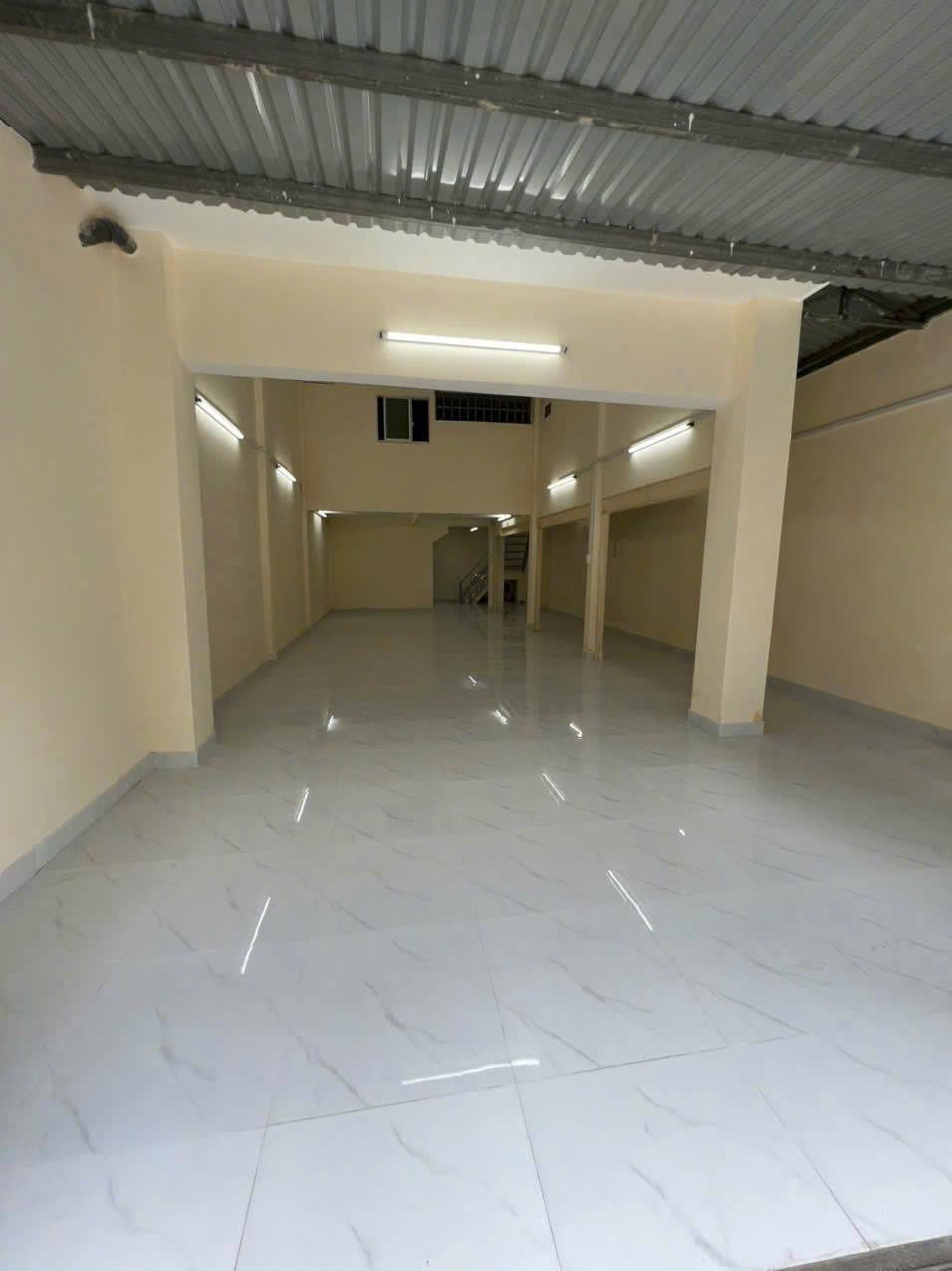 CHÍNH CHỦ Cần Bán NHÀ HẺM XE TẢI - THUẬN TIỆN KHU VỰC TRUNG TÂM - GẦN ĐƯỜNG PHẠM VĂN ĐỒNG