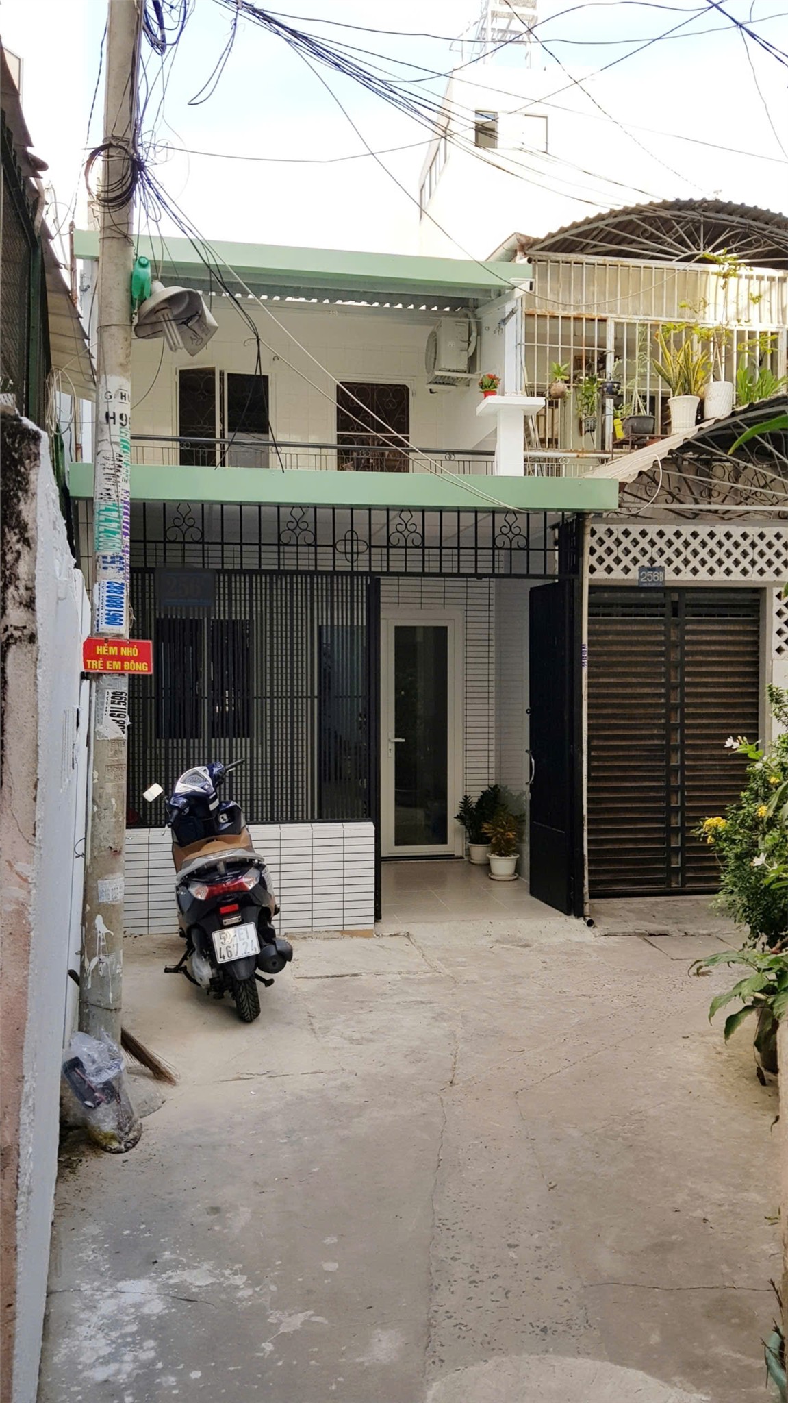 NHÀ ĐẸP – GIÁ TỐT – CHÍNH CHỦ CẦN BÁN NHANH – 256C, Đường Huỳnh Văn Bánh, P.11, Q.Phú Nhuận, TP HCM