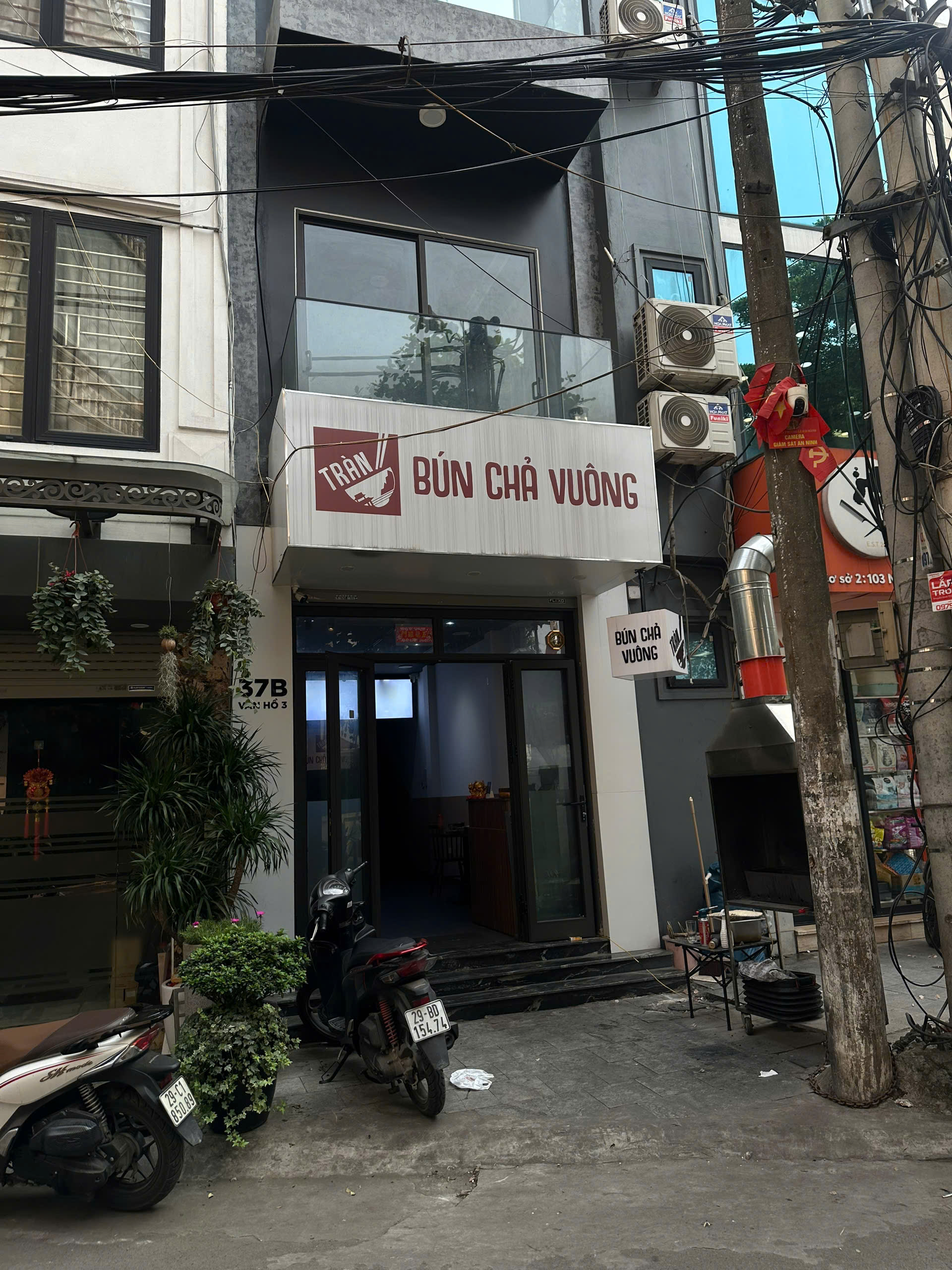 SANG NHƯỢNG MẶT BẰNG TẠI NGUYỄN ĐÌNH CHIỂU, HAI BÀ TRƯNG, HÀ NỘI