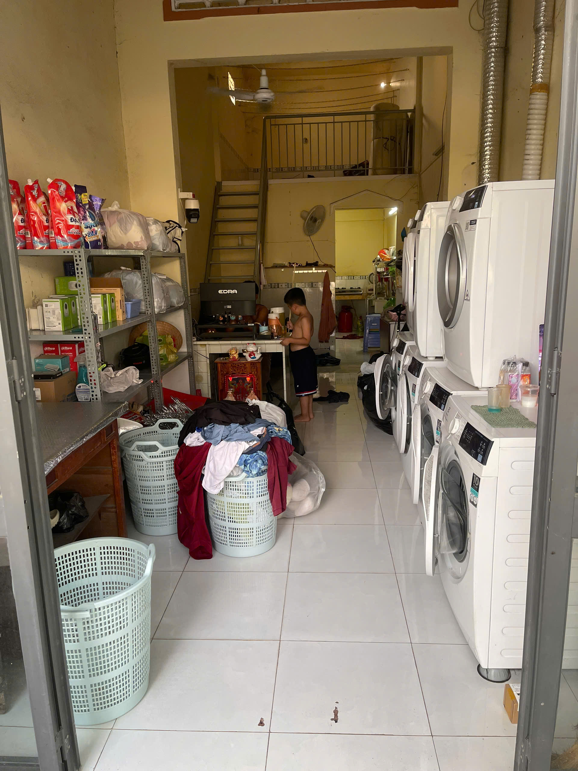SANG NHƯỢNG TIỆM GIẶT SẤY – VẬN HÀNH NGAY – LƯỢNG KHÁCH ỔN ĐỊNH TP. Cần Thơ.