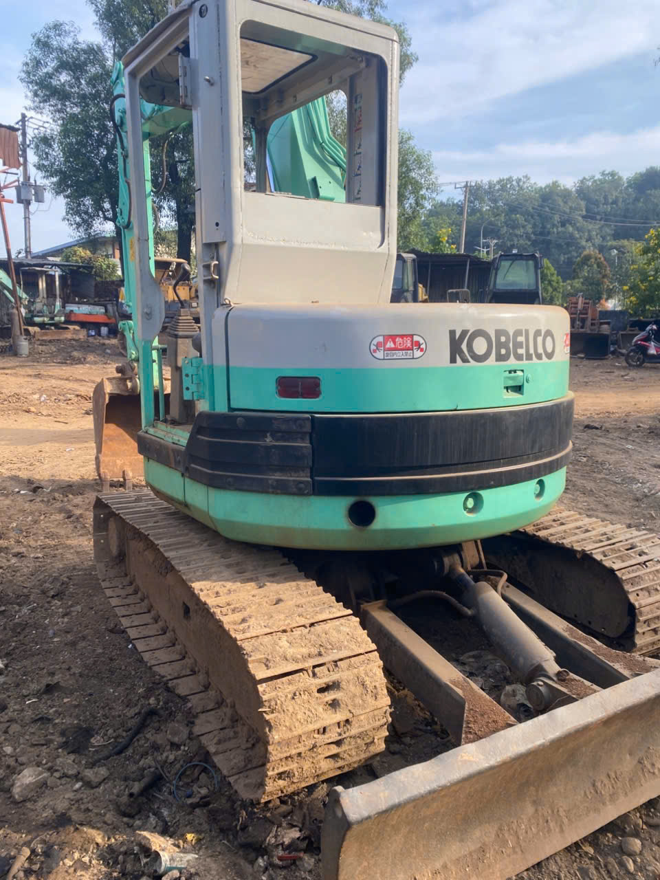 CẦN BÁN XE ĐÀO KOBELCO GÀU 0.2 - MÁY CỰC CHẤT, GIÁ ĐẦU TƯ