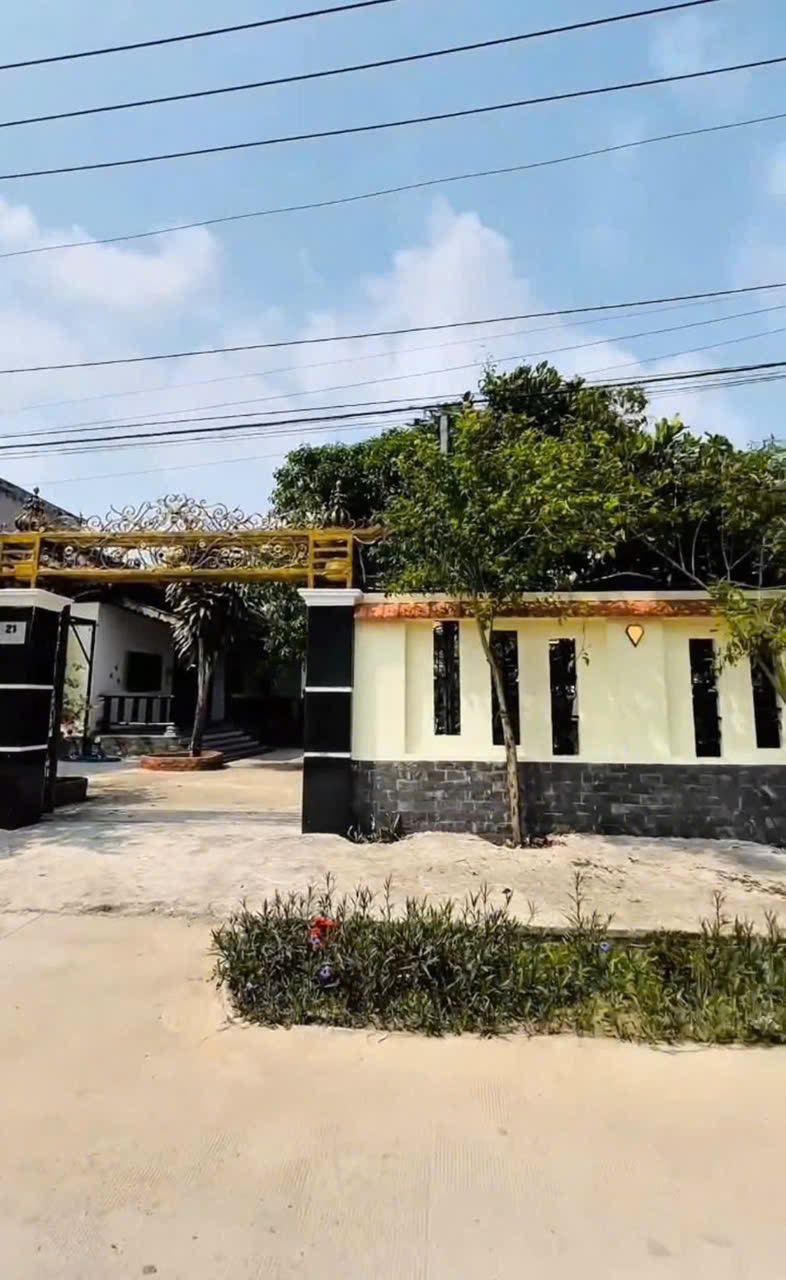BIỆT PHỦ NHÀ VƯỜN NHUẬN ĐỨC CC 1.300m² – FULL TIỆN ÍCH – CHỈ 8.9 TỶ