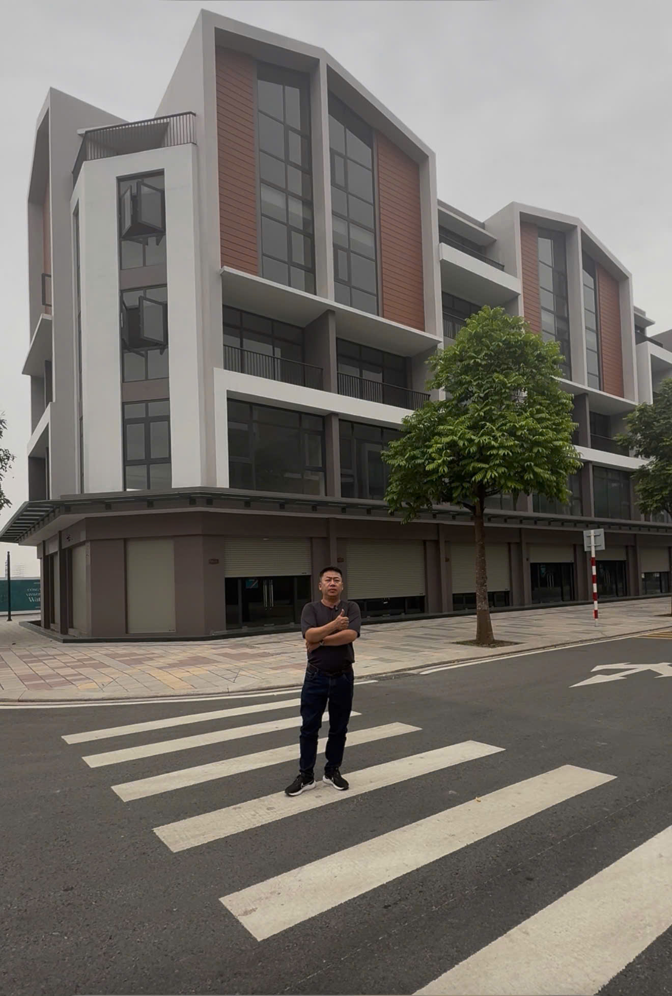 NHỈNH 17.x TỶ SHOPHOUSE PHỐ BIỂN 2 MẶT TIỀN VỊ TRÍ ĐẸP LÔ ÁP GÓC SỔ ĐỎ LÂU DÀI MẶT SÀN 100m2