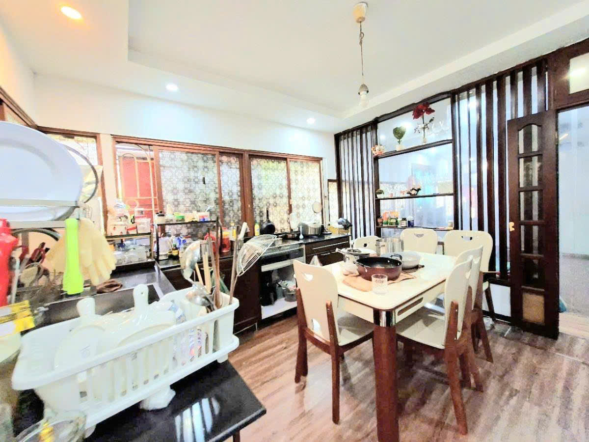 BÁN CĂN HỘ GOLDEN LAND | 112M², 3PN | FULL NỘI THẤT | GIÁ 10 TỶ – TÒA C, 275 NGUYỄN TRÃI