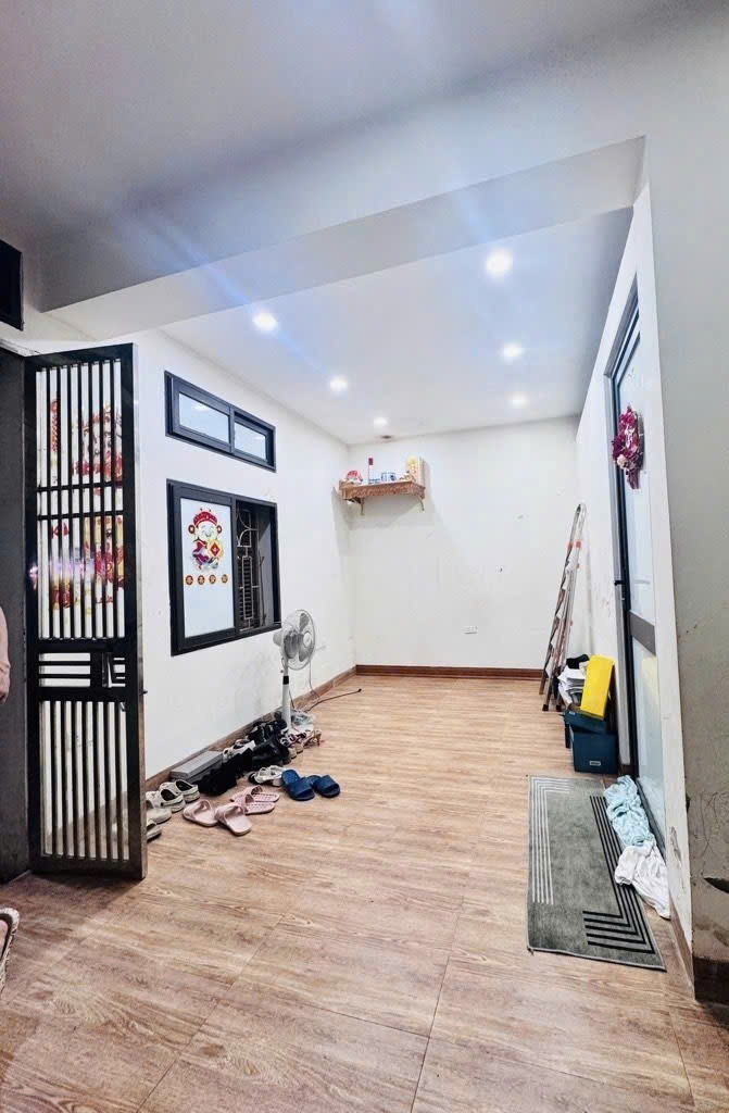 TẬP THỂ MINH KHAI – 1 NHÀ RA PHỐ – KINH DOANH ĐỈNH – GIÁ CỰC MỀM