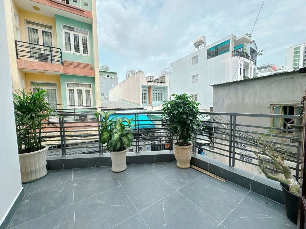 SIÊU PHẨM GÓC 2 MẶT HẺM - KẾ BÊN HIM LAM & LOTTE MART Q7 Chỉ 9.6 tỷ (thương lượng).