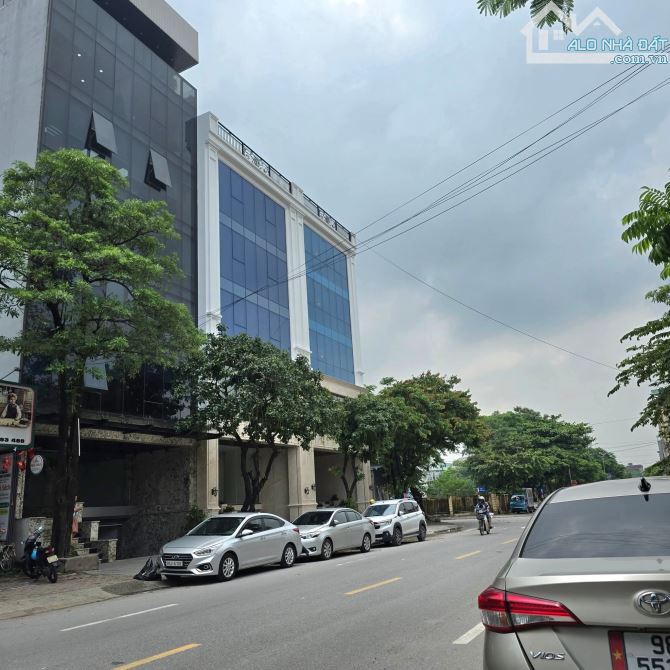 BÁN NHANH LÔ ĐẤT ĐỨC DIỄN CẦU DIỄN DT 145M MT 8M 35 TỶ XÂY BUILDING CỰC ĐẸP