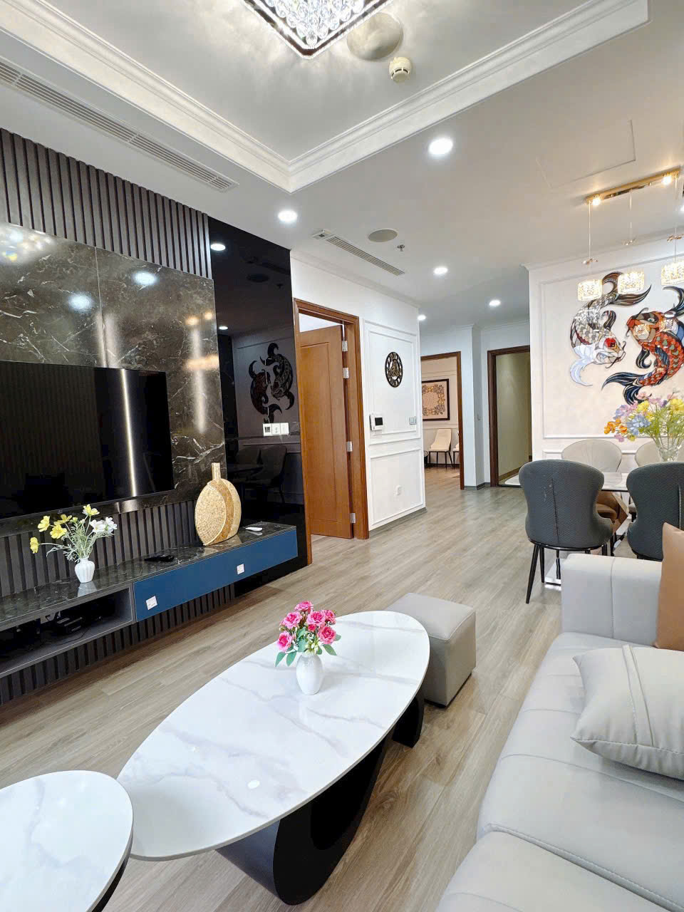 7.5 tỷ ! Bán căn hộ 98m2 tại chung cư 310 Minh Khai. LH: 0975997166