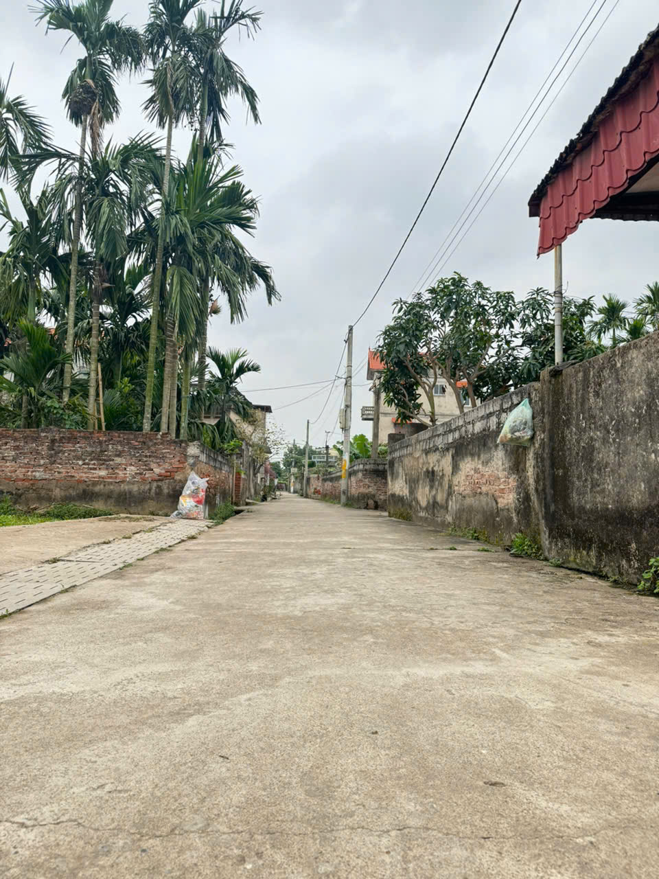 Siêu phẩm đất đẹp Xóm 2, Chương Dương - Giá tốt - Vị trí đẹp, đường rộng, tiềm năng tăng giá cao