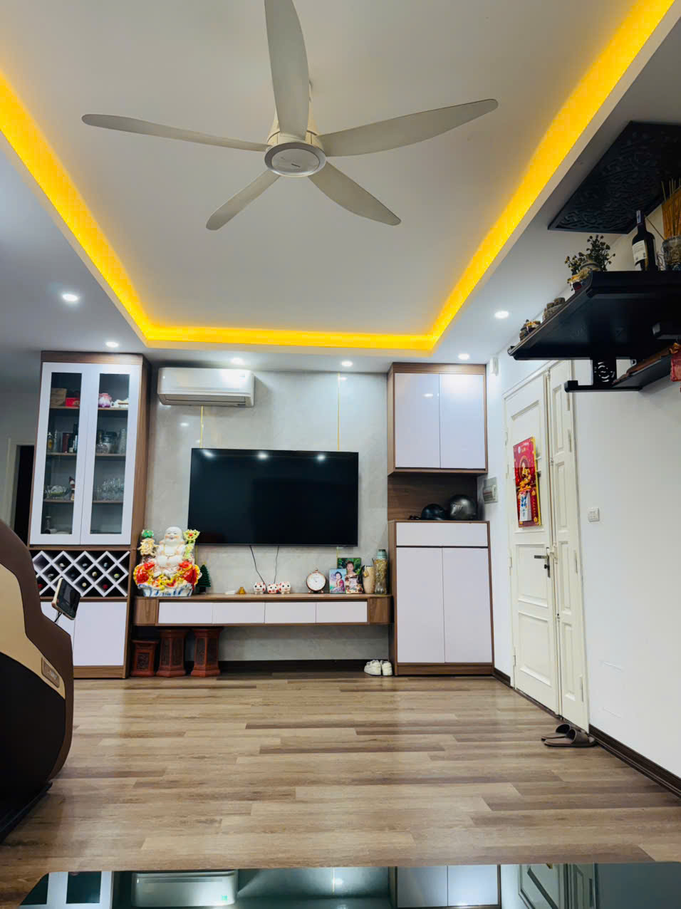 Chính chủ bán căn góc tầng trung - Chung cư Tứ Hiệp Plaza - Không gian sống lý tưởng, thoáng sáng