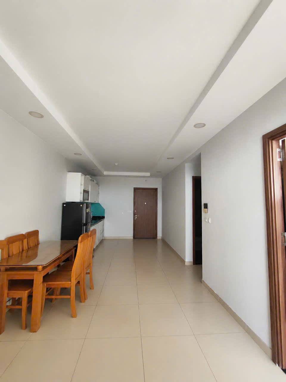 Bán căn hộ Pegasuite Quận 8 - Tầng trung đẹp - 69m2 - View công viên - Giá tốt còn thương lượng