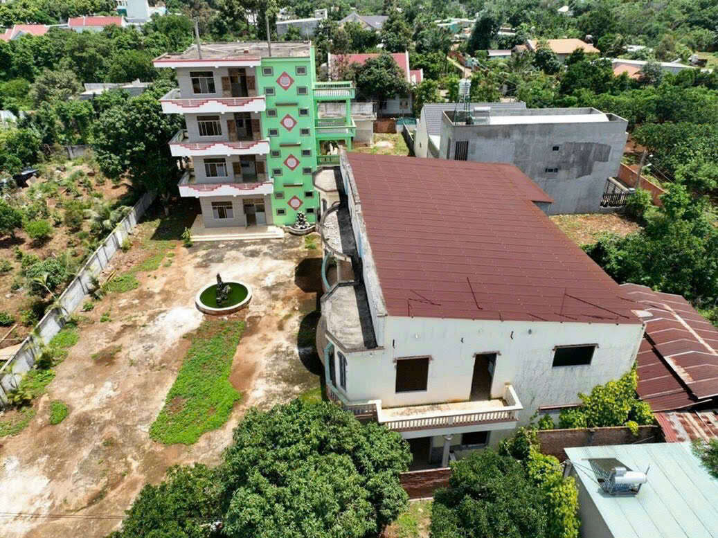 CẦN CHUYỂN NHƯỢNG GẤP LÔ ĐẤT VỊ TRÍ ĐẮC ĐỊA