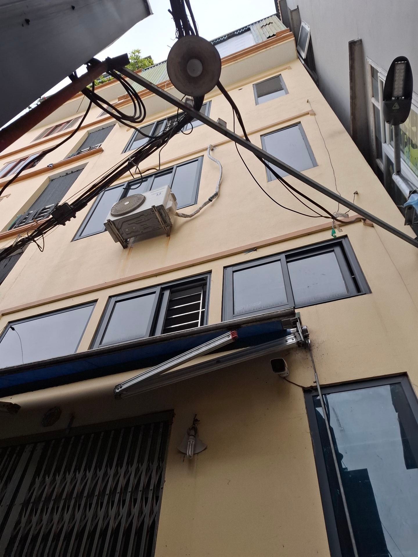 BÁN NHÀ CỔ NHUẾ 41M2 – MT 4,5M – 4 TẦNG – GẦN PHỐ – NHỈNH 7 TỶ