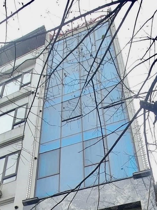 (Chính chủ) bán gấp căn nhà mặt phố Đại La, mặt tiền rộng 4.2m2, nhà xây 7 tầng thang máy, 75m2, 41.5 tỉ