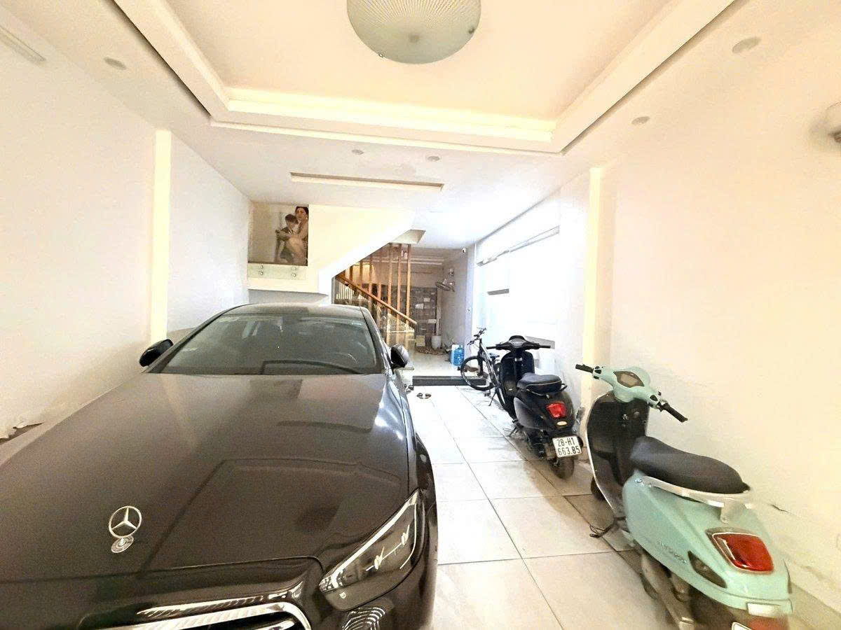 Bán nhà mặt phố Hoàng Sâm quanh 19 tỷ 38m2 kinh doanh trung tâm quận Cầu Giấy