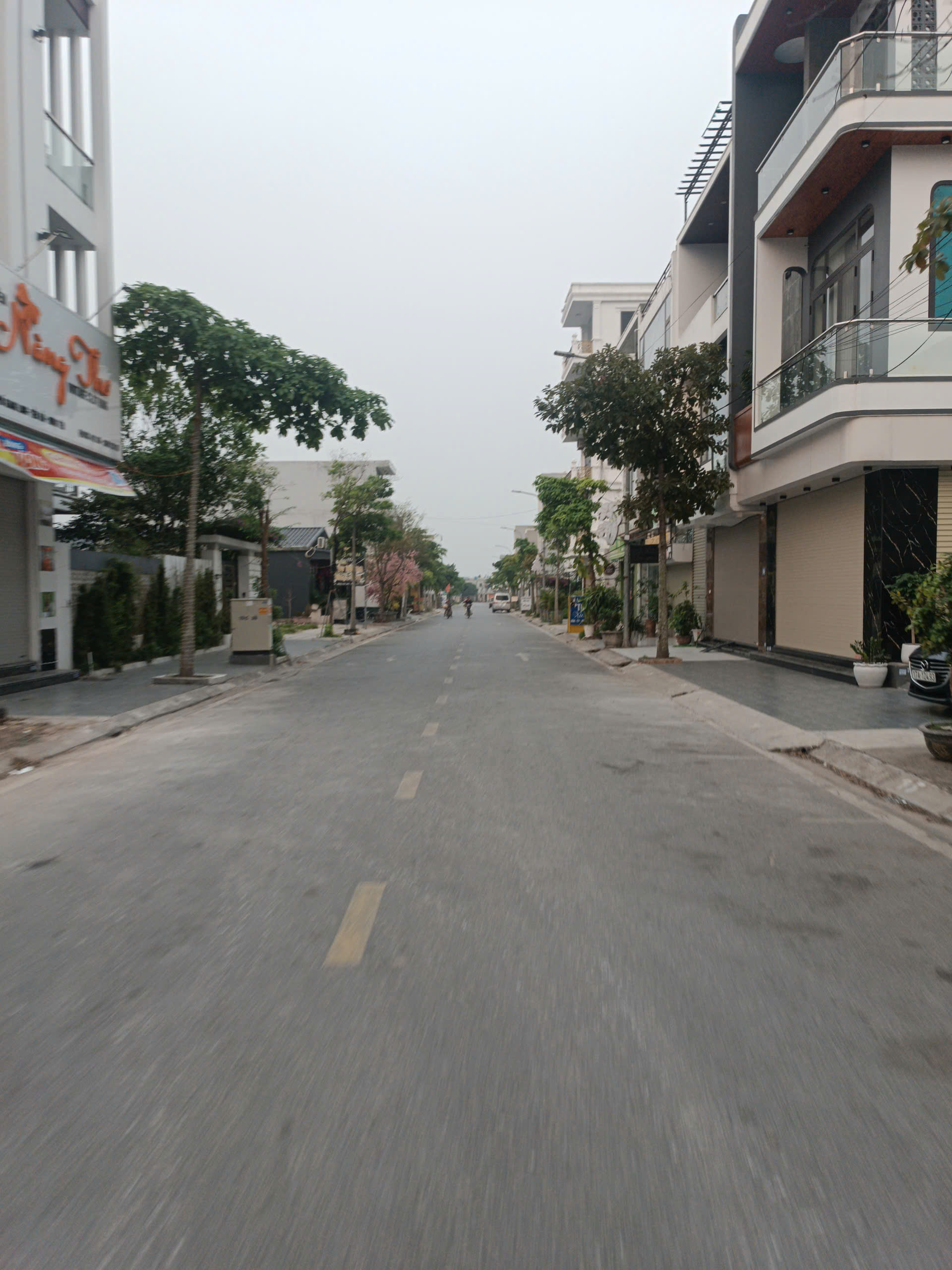 Khó khăn cần bán gấp mảnh đất để duy trì kinh doanh