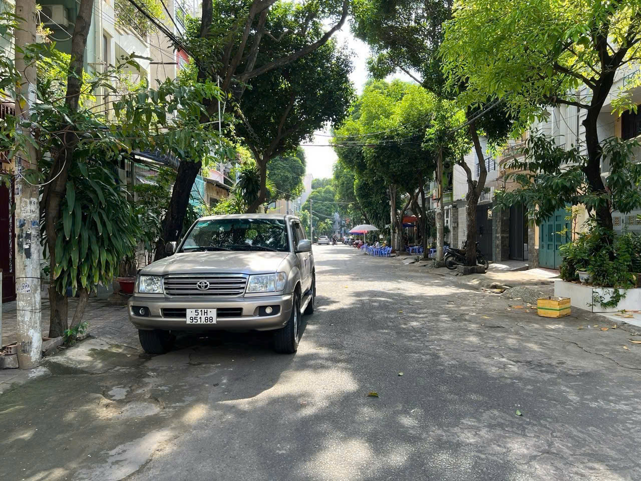 Hiếm! Bán nhà Cư Xá Nguyên Hồng, P11, Diện Tích: 4x16m, Trệt lầu đúc, giá 12 tỷ
