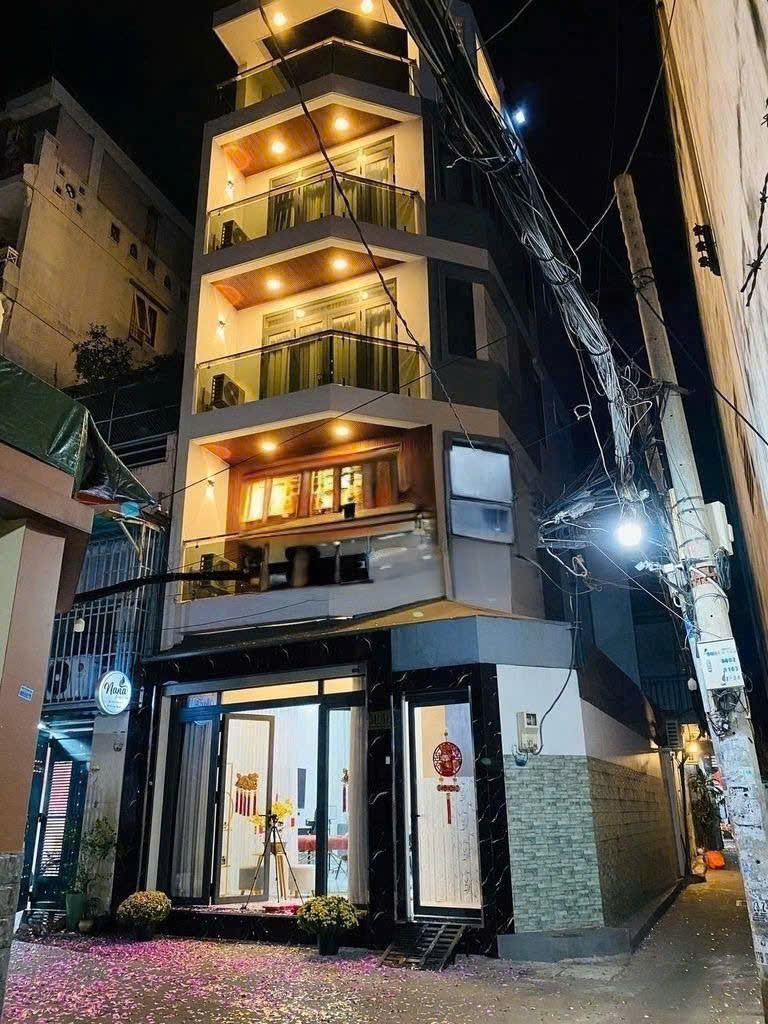 Cho thuê nhà HXH góc 2 mặt Xô Viết Nghệ Tĩnh – 5x10m – Trệt 3 lầu ST – Full nội thất – Giá 32 tr/th