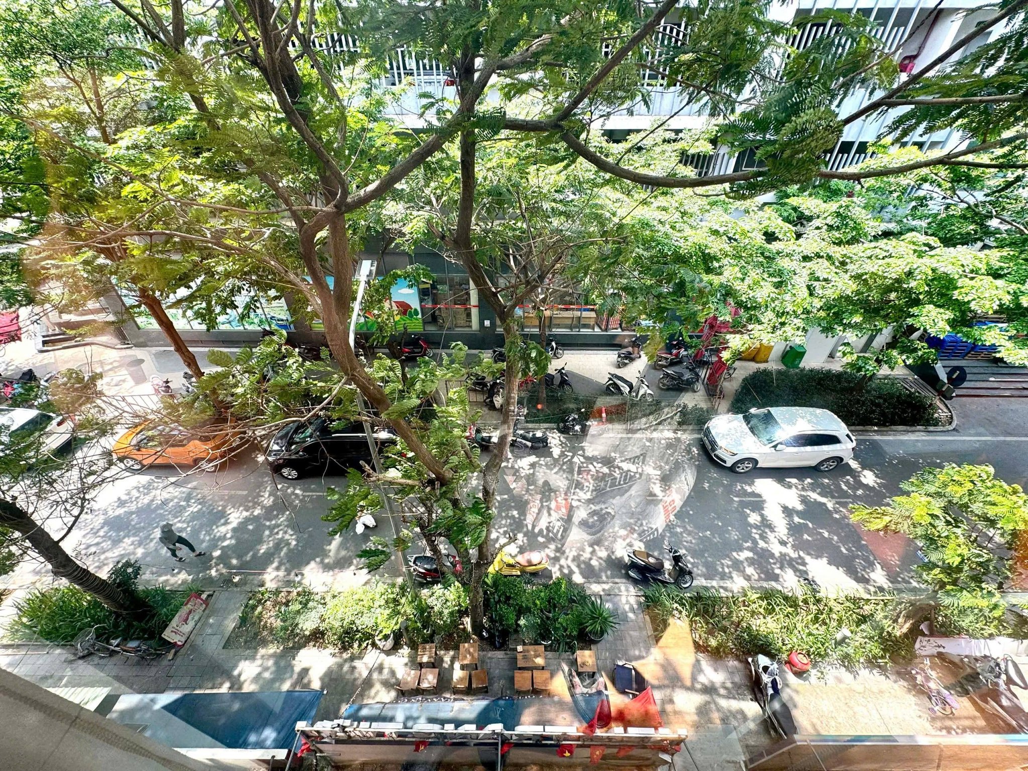 BÁN TÒA NHÀ CHDV ĐƯỜNG ĐỊNH CÔNG HẠ. 75M2 - 6 TẦNG. 15 PHÒNG KHÉP KÍN.