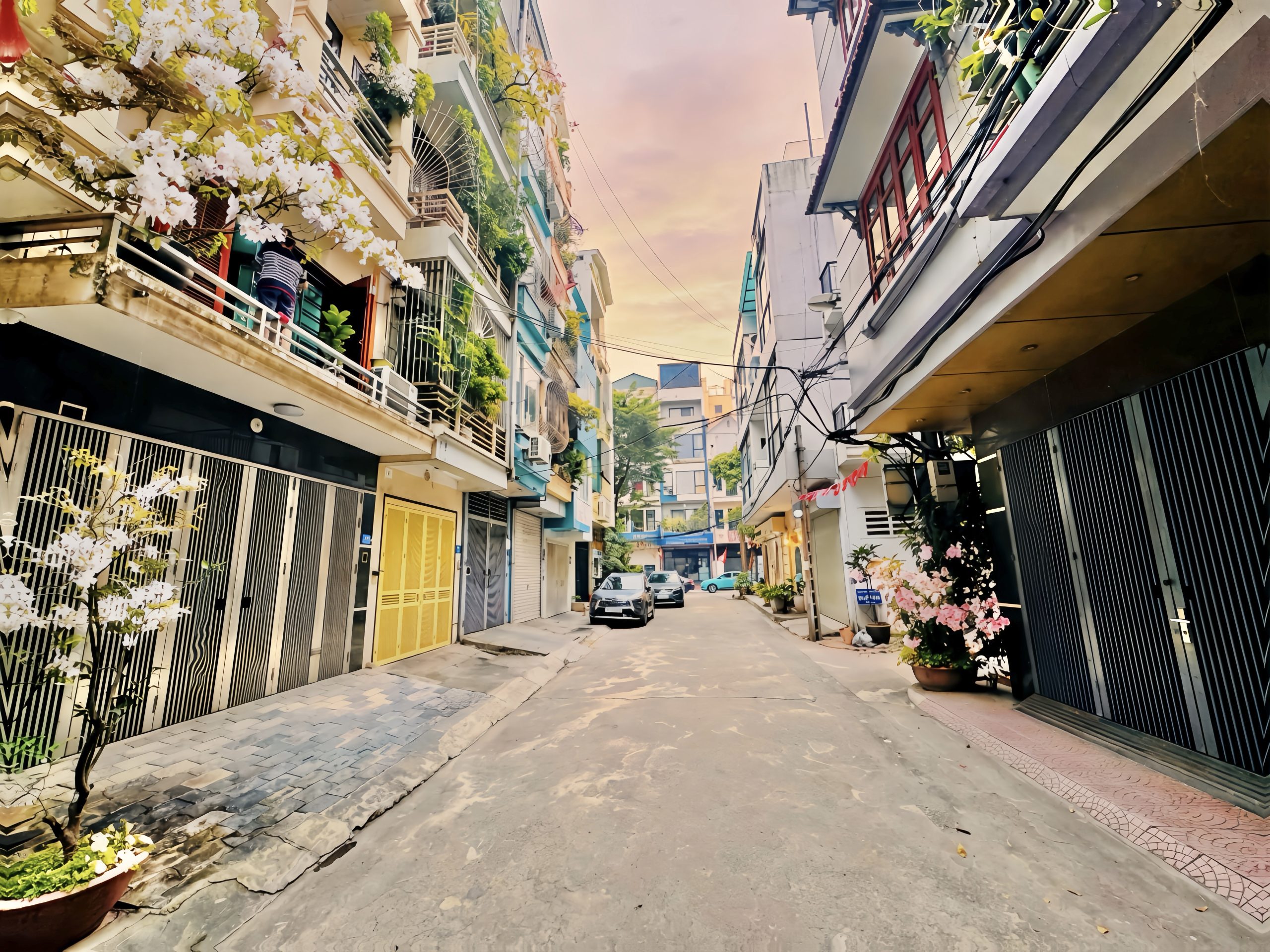 BÁN SIÊU PHẨM PHÂN LÔ NGHĨA ĐÔ-Ô TÔ VÒNG QUANH-KHU CÁN BỘ VIP-KD-VP-GẦN CÔNG VIÊN NGHĨA ĐÔ- TRƯỜNG HỌC CÁC CẤP-CHỢ- TTTM-Ở SƯỚNG-KV HIỂM NHÀ BÁN