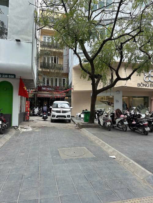 BÁN NHÀ SIÊU PHẨM PHỐ DUY TÂN – 1 NHÀ RA PHỐ – OTO TRÁNH – ĐẲNG CẤP VĂN PHÒNG SỬA LÊN 7 TẦNG THANG MÁY THÌ QUÁ ĐỘC, GIÁ TRỊ TĂNG VỌT