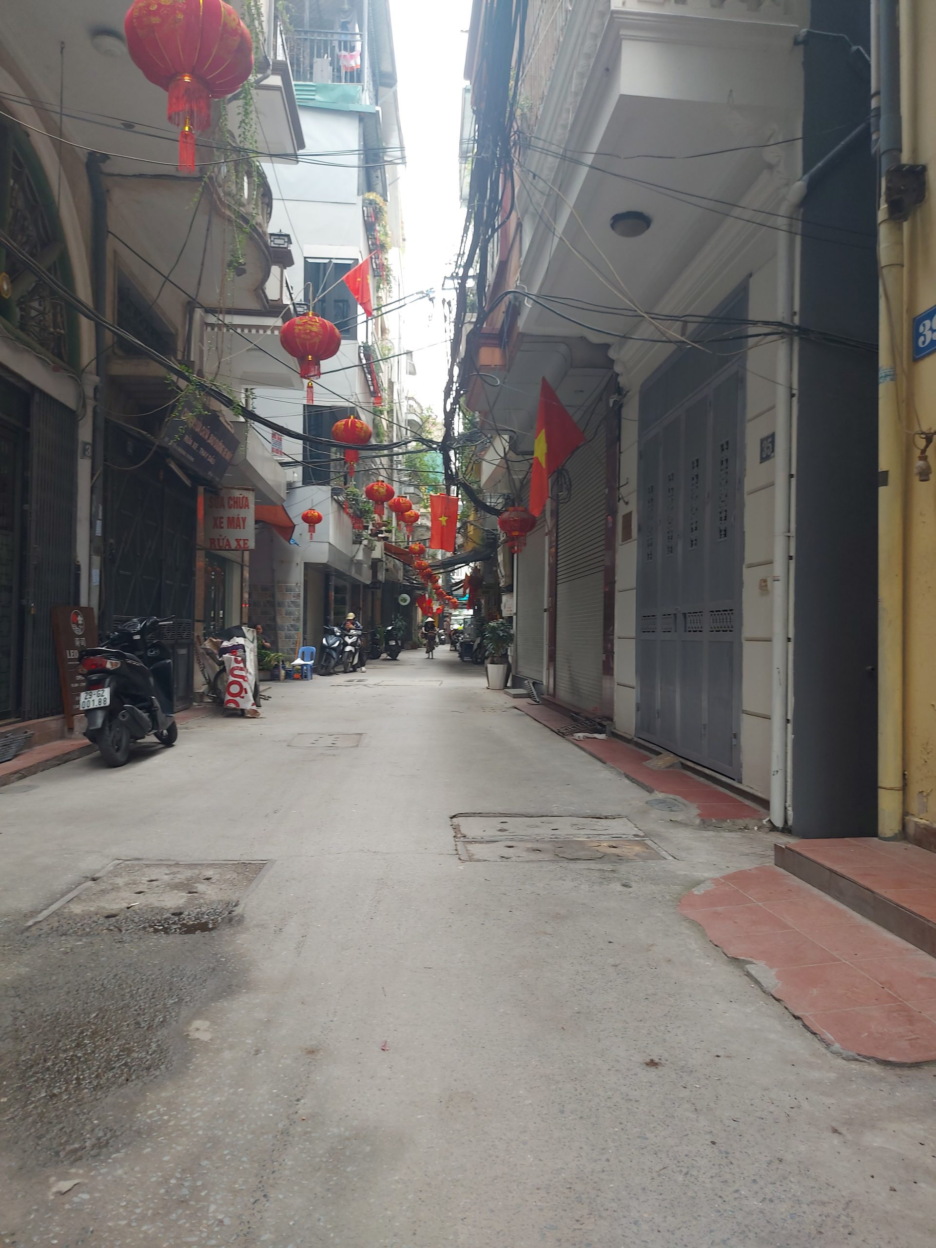THỊNH HÀO ĐỐNG ĐA - DÂN XÂY CHẮC CHẮN,- 6 TẦNG THANG MÁY - KINH DOANH - OTO - FULL NỘI THẤT SỊN XÒ - GIÁ 17.9 TỶ ,,,