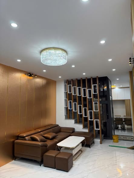 (Chính chủ) bán gấp căn nhà phố Thọ Lão – mặt tiền rộng 4m2 – nhà xây 7 tầng thang máy, 45m2, 19.8 tỉ