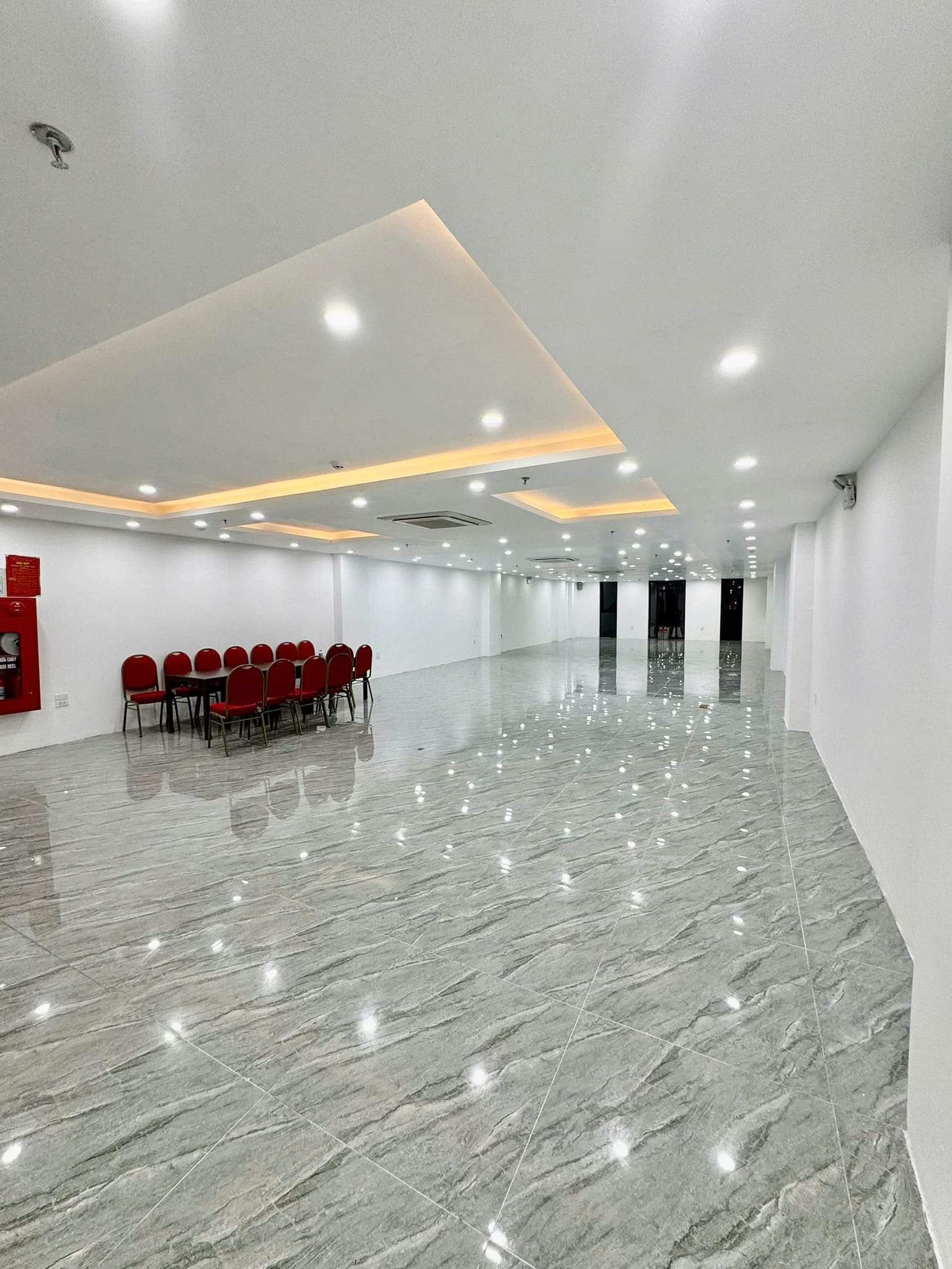 Cho thuê nhà, Xã Đàn, Ô Chợ Dừa, Nguyễn Lương Bằng; 187m2* 1T -30 tr