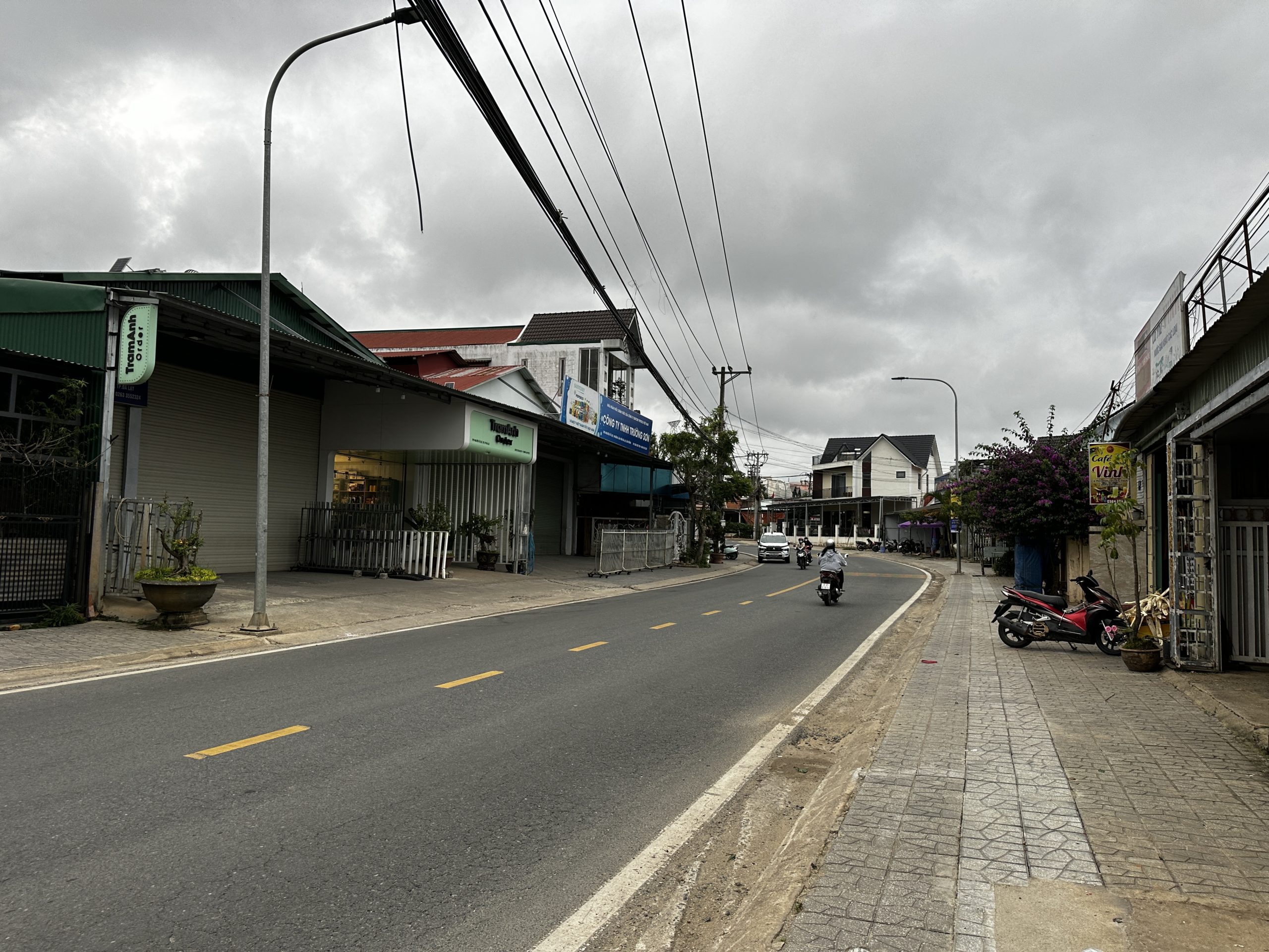 Cần bán nhà đất, kho bãi, văn phòng kinh doanh