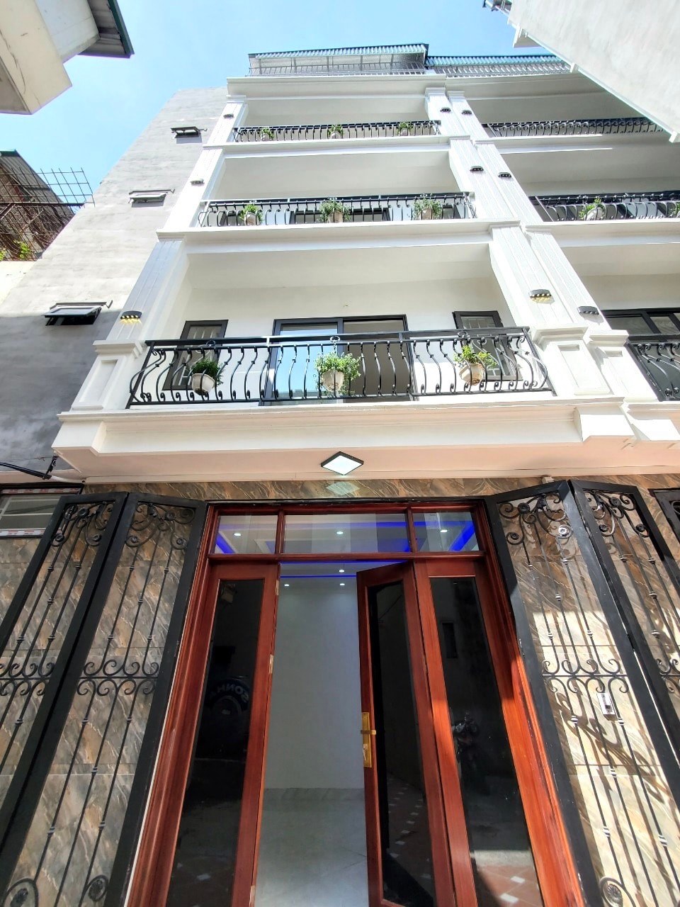 BÁN GẤP NHÀ ĐẸP LAI XÁ – FULL NỘI THẤT