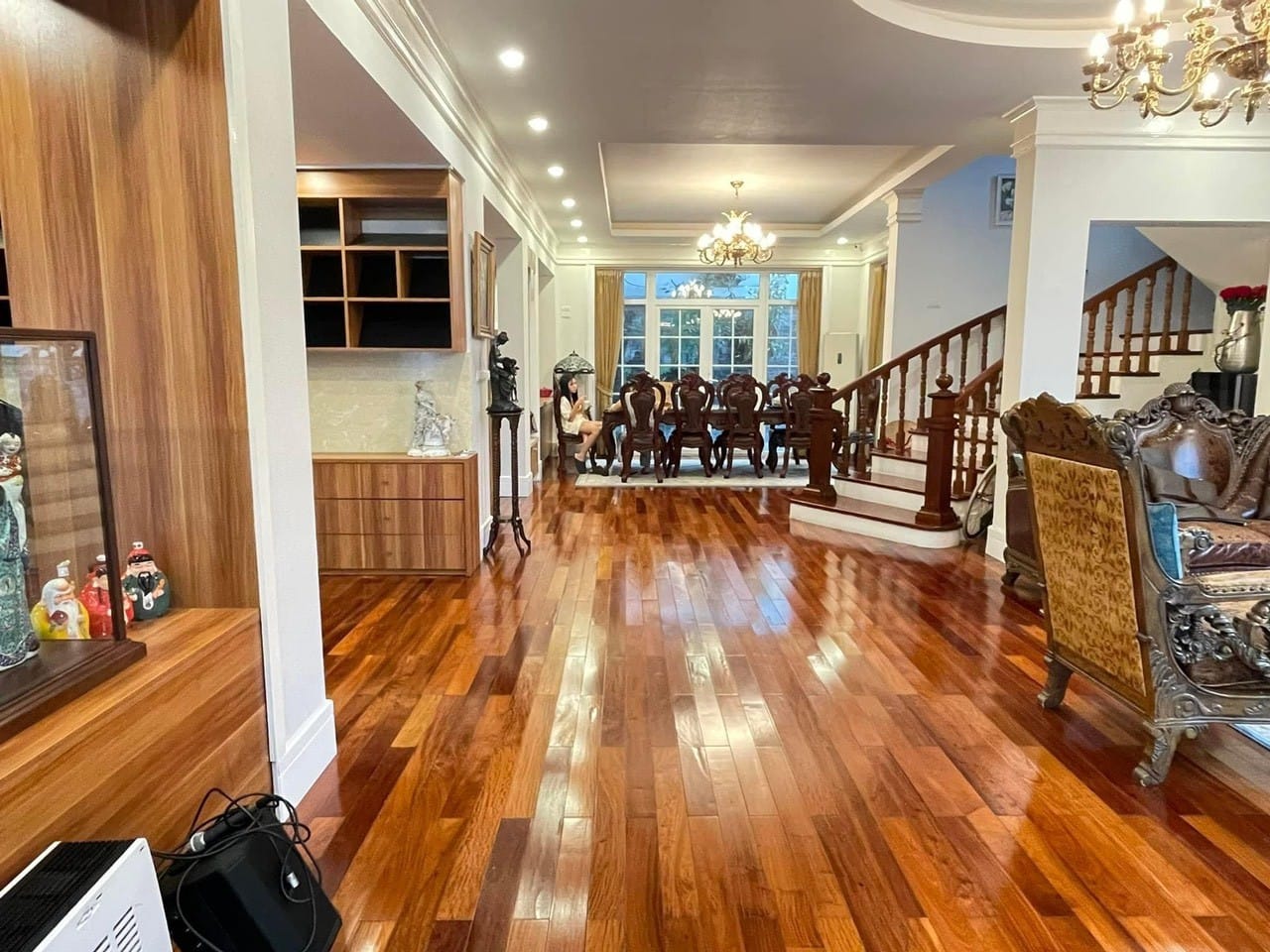 Mặt phố đi bộ Trịnh Công Sơn Tây Hồ Hà Nội 80 tỷ. Nhà lô góc 2 mặt tiền