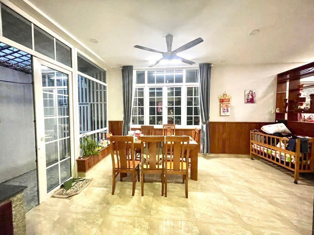 Biệt thự topia Khang điền bưng ông thoàn DT 160m, 3 tầng
