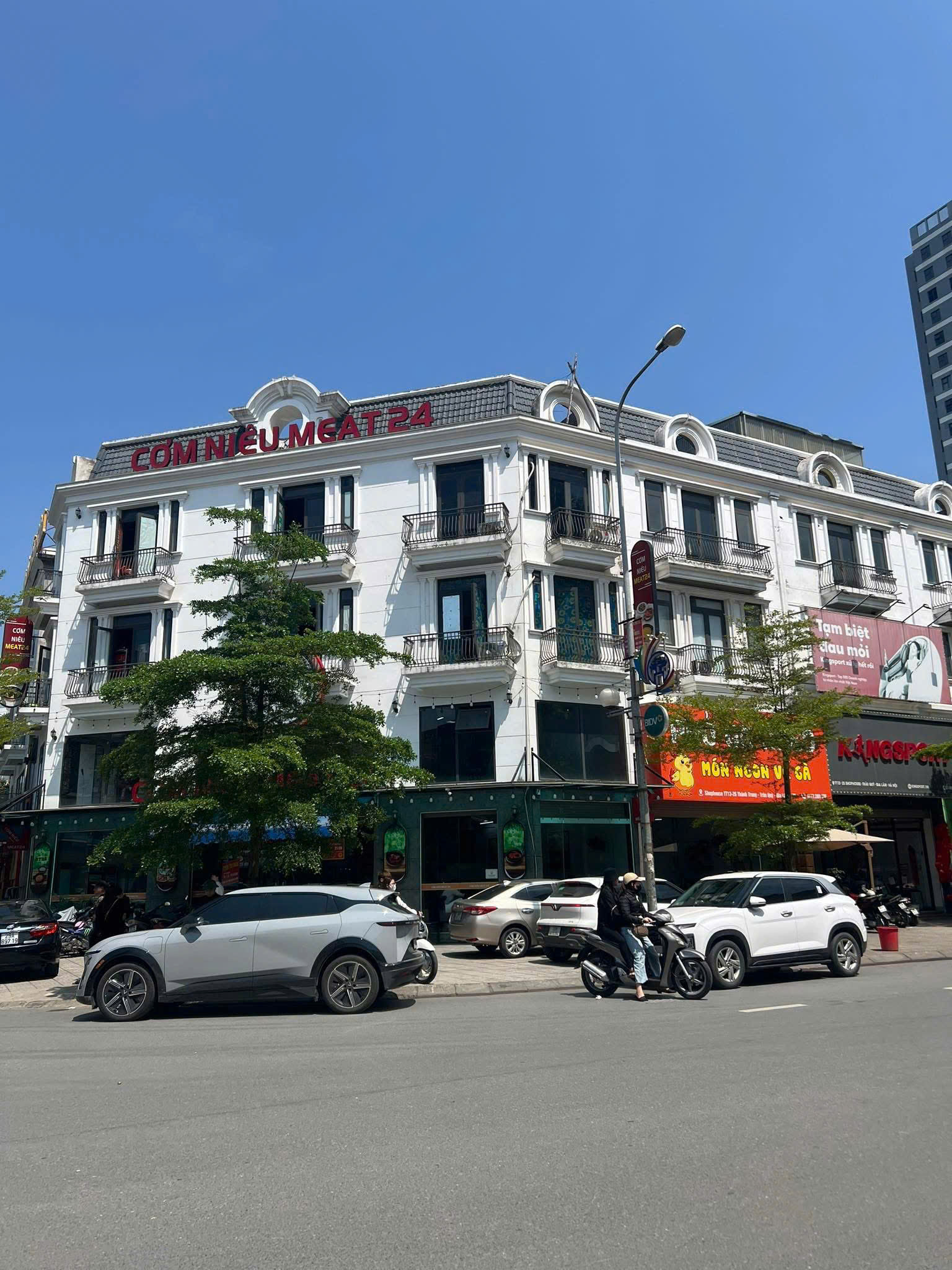 SANG NHƯỢNG CỬA HÀNG MẶT PHỐ THÀNH TRUNG – GIA LÂM khu vực sầm uất, đông dân cư