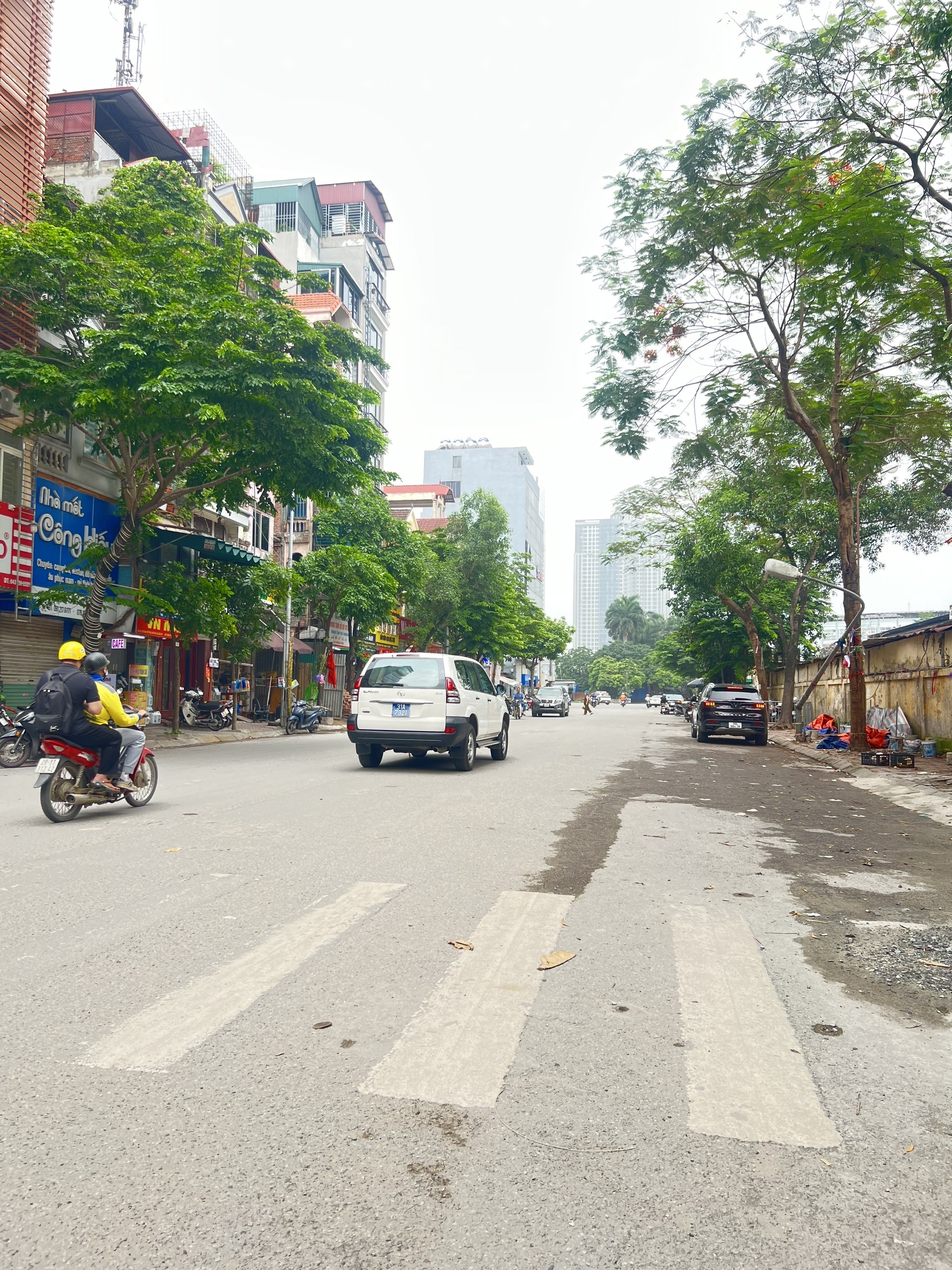 SIÊU PHẨM MẶT PHỐ TRẦN QUỐC HOÀN – HIẾM CÓ KHÓ TÌM KINH DOANH ĐỈNH, TẶNG FULL NỘI THẤT, PHÁP LÝ CHUẨN KHÔNG QUY HOẠCH. LH/ZALO 0968371359