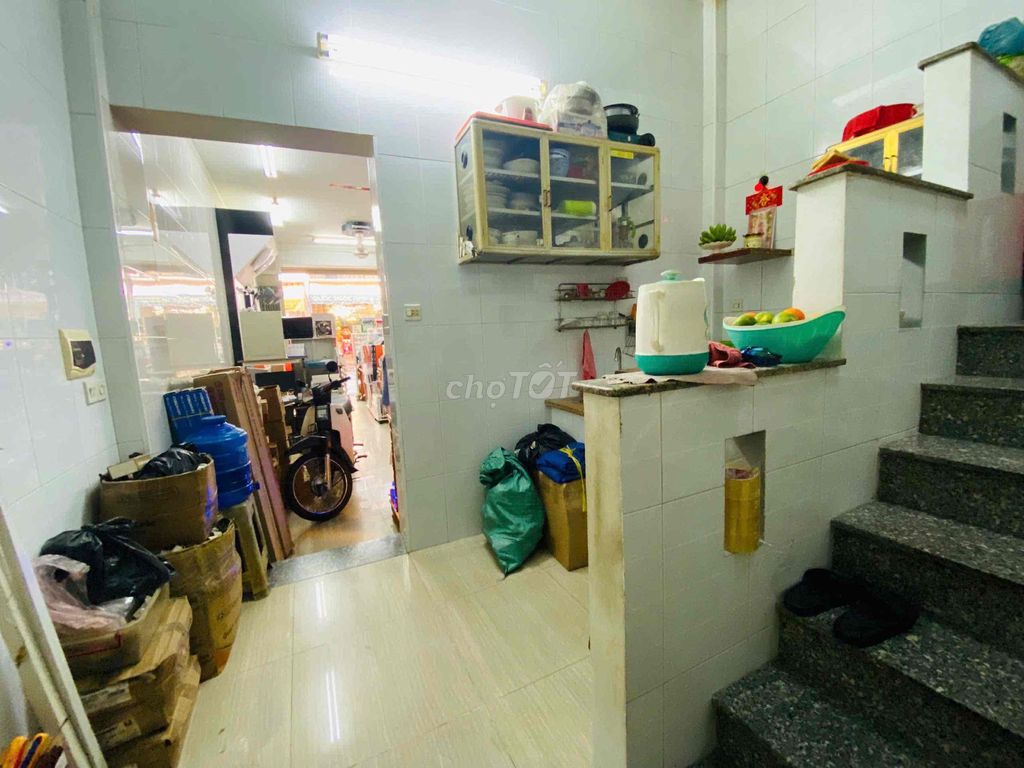 Bán Nhà thuộc khu kinh doanh trung tâm, phường13 cũ, Quận 5, TP HCM.