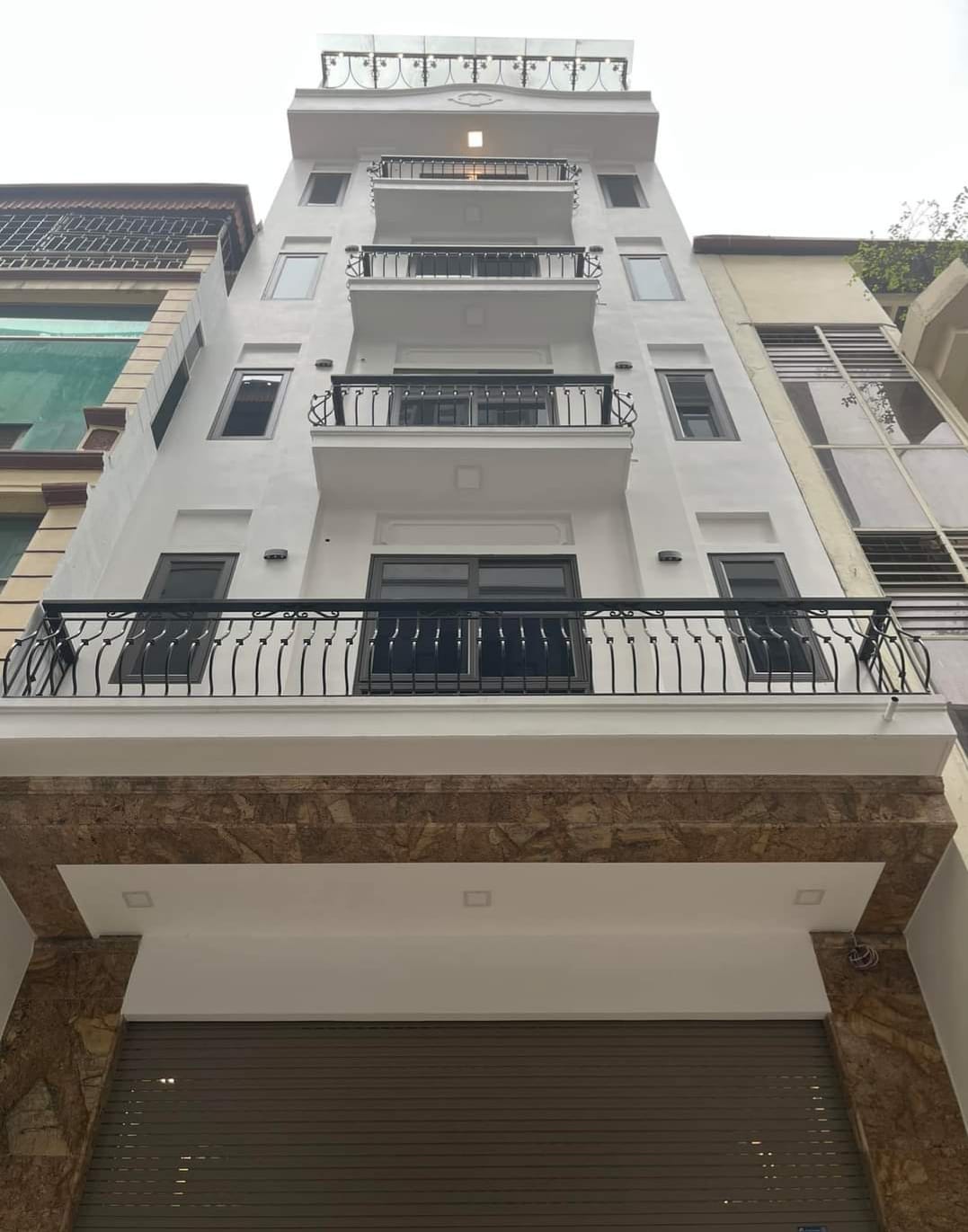 Mặt phố Trích Sài Hà Nội mặt tiên 7m nhỉnh 70 tỷ.