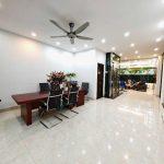  85m2 - 5