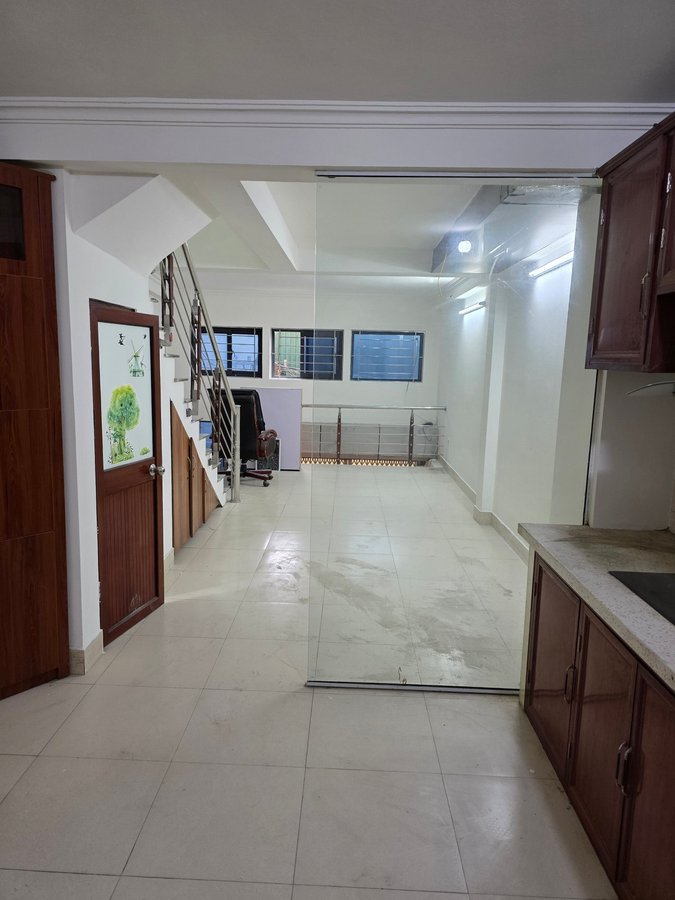 Bán Nhà Cổ Nhuế. Bắc Từ Liêm. DT 41m2. MT 4.5m. 5 Tầng. Giá 7.45 Tỷ.