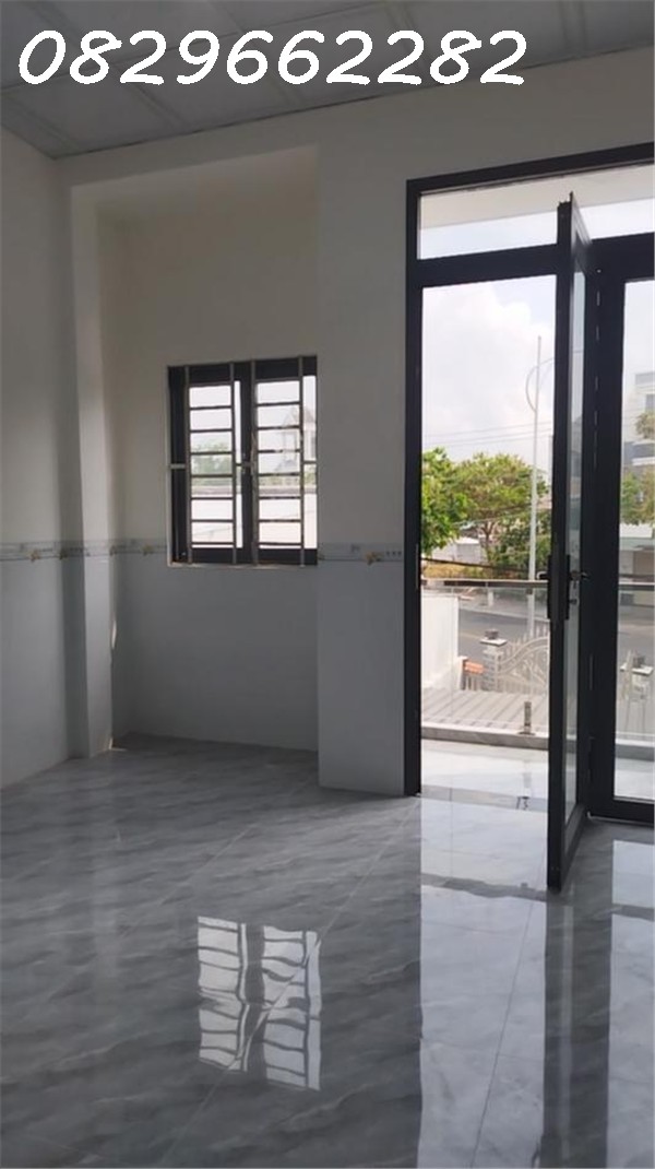 Bán nhà mặt phố Nguyễn Tất Thành, TP. Sa Đéc, Đồng Tháp. DT 124m2, 3PN. Sổ hồng. Giá 4.5 Tỷ.
